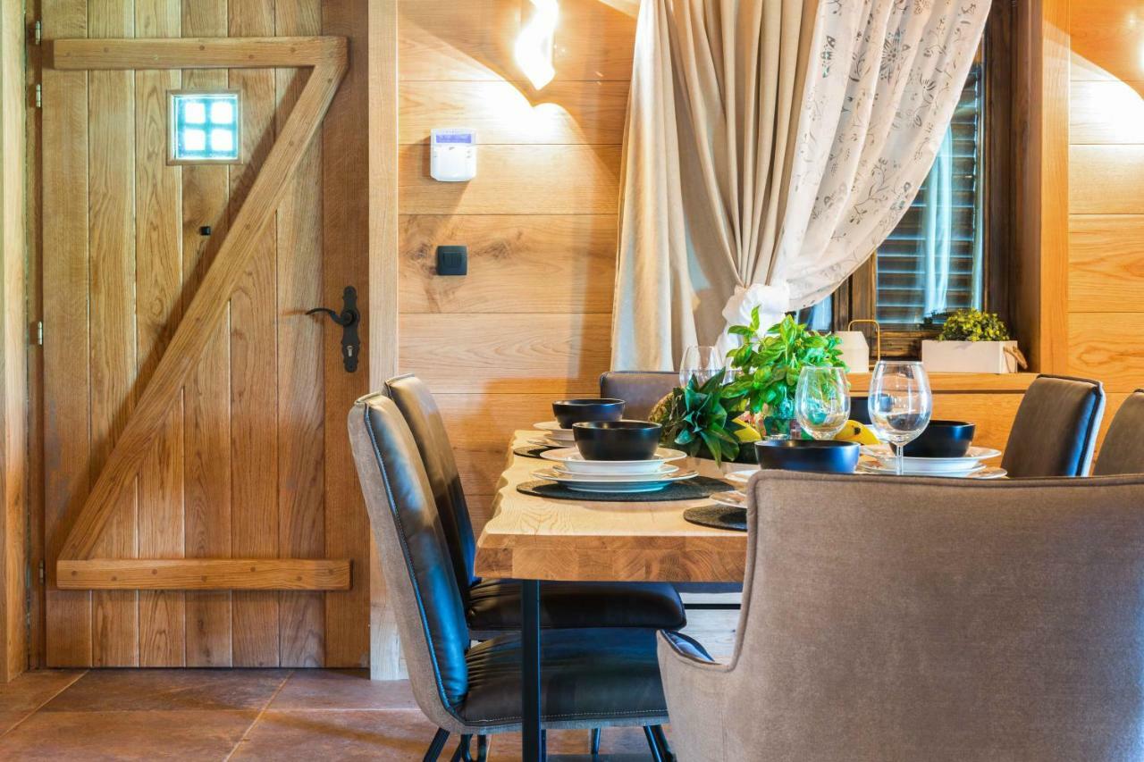 Zagreb, Kuca Za Odmor Swan River Holiday House Lasinja Екстериор снимка